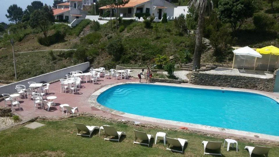 Apartamentos Turisticos Clube Vale Leao 菲盖拉-达福什 外观 照片