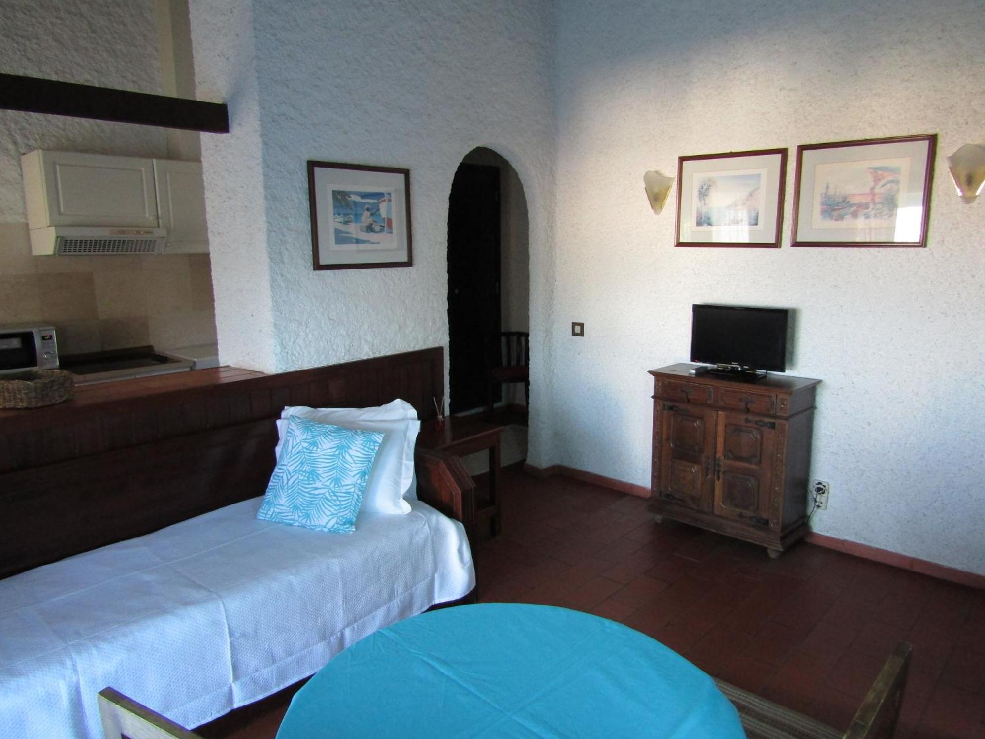 Apartamentos Turisticos Clube Vale Leao 菲盖拉-达福什 外观 照片